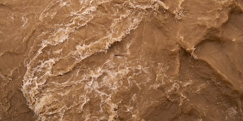 How much does it cost to repair water damage in a house?